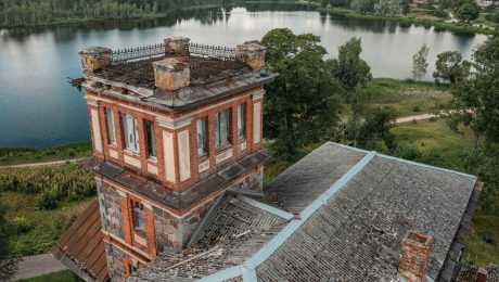 kaštieľ z 19. storočia Lazdona