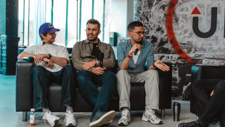 Diskusia ECK, Bloom Bakery, Ráno