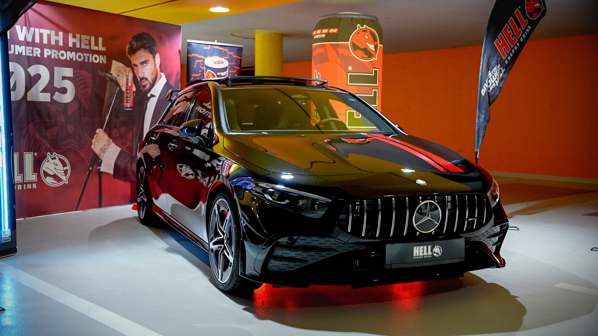 MercedesHandoverSVK17