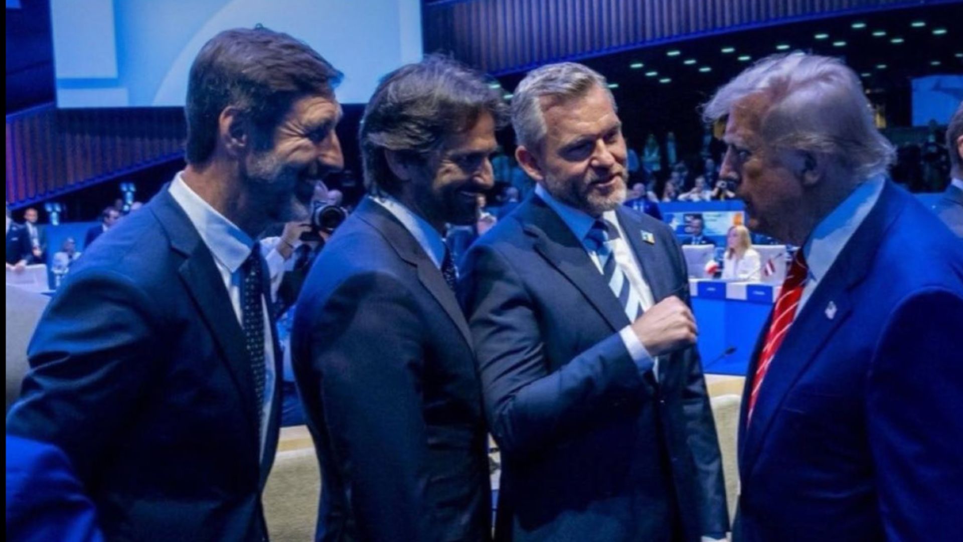 Pellegrini, Kaliňák a Blanársa rozprávali s Trumpom