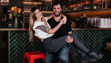 Na snímke Boris Vlha s manželkou v bistre La Simona.