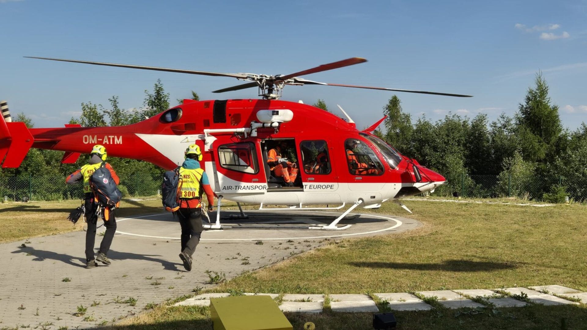 vrtuľník, záchranná služba,