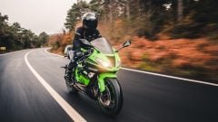 motorkár