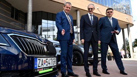 predné brzdové svetlo