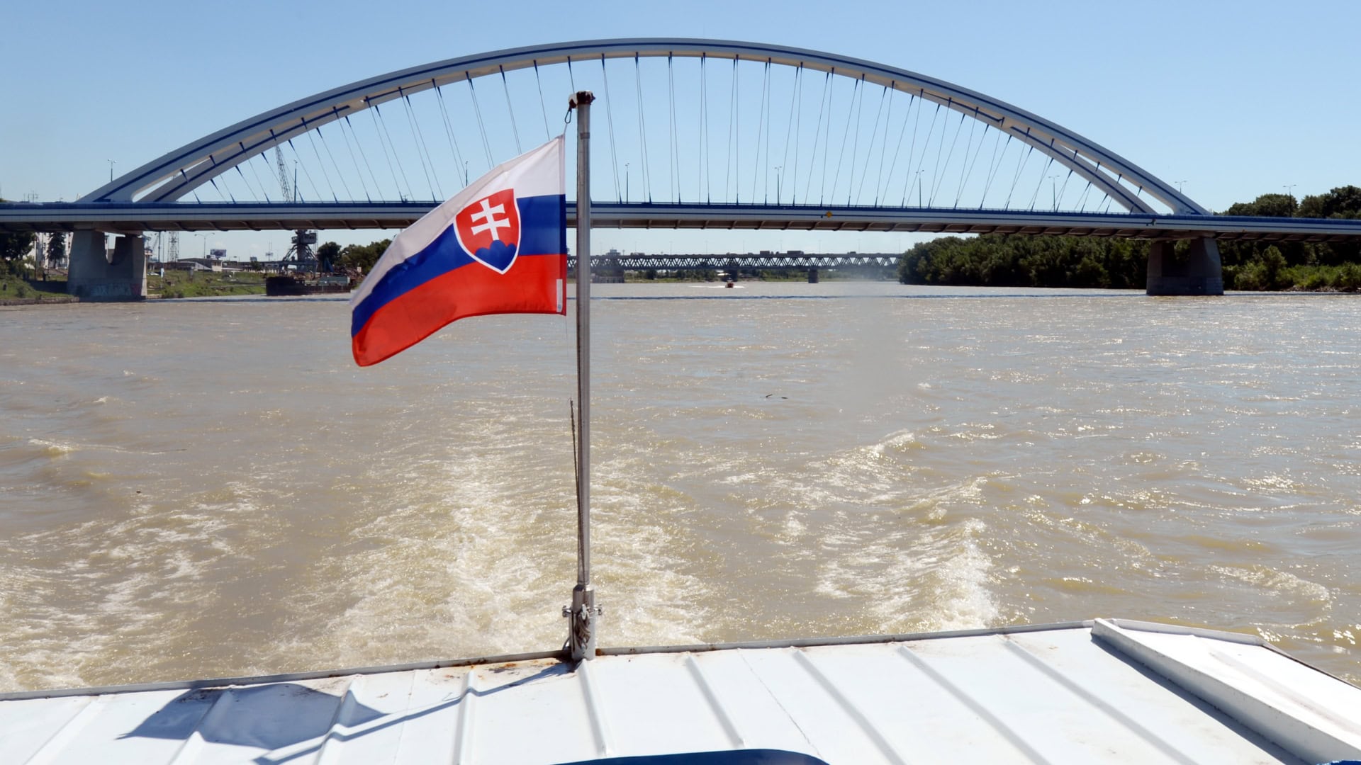 loď, vlajka, slovensko, bratislava