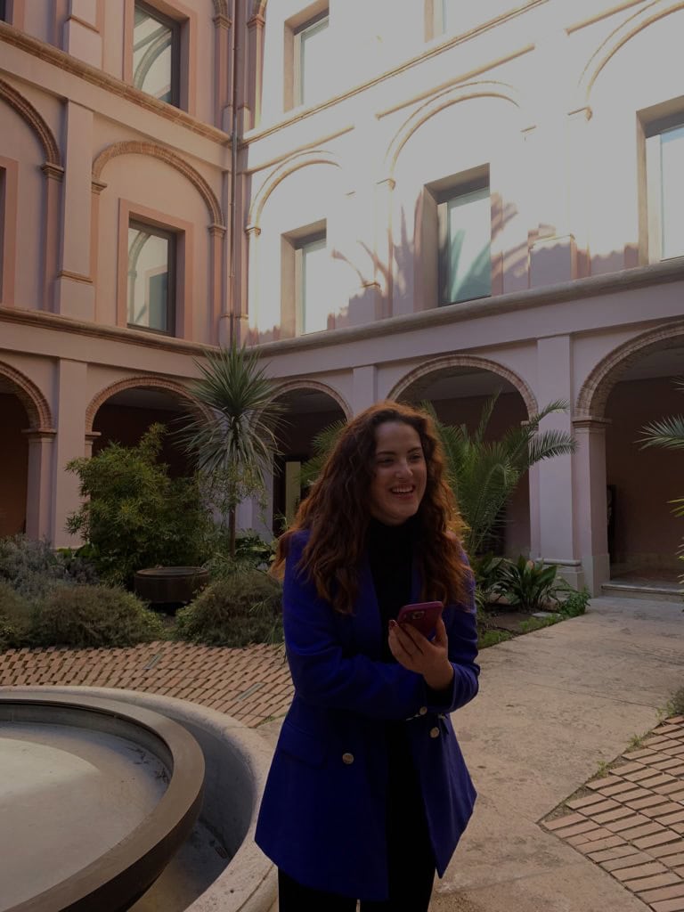 na snimke je radka v spanielsku