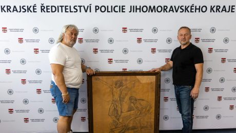 fotka majitela s obrazom