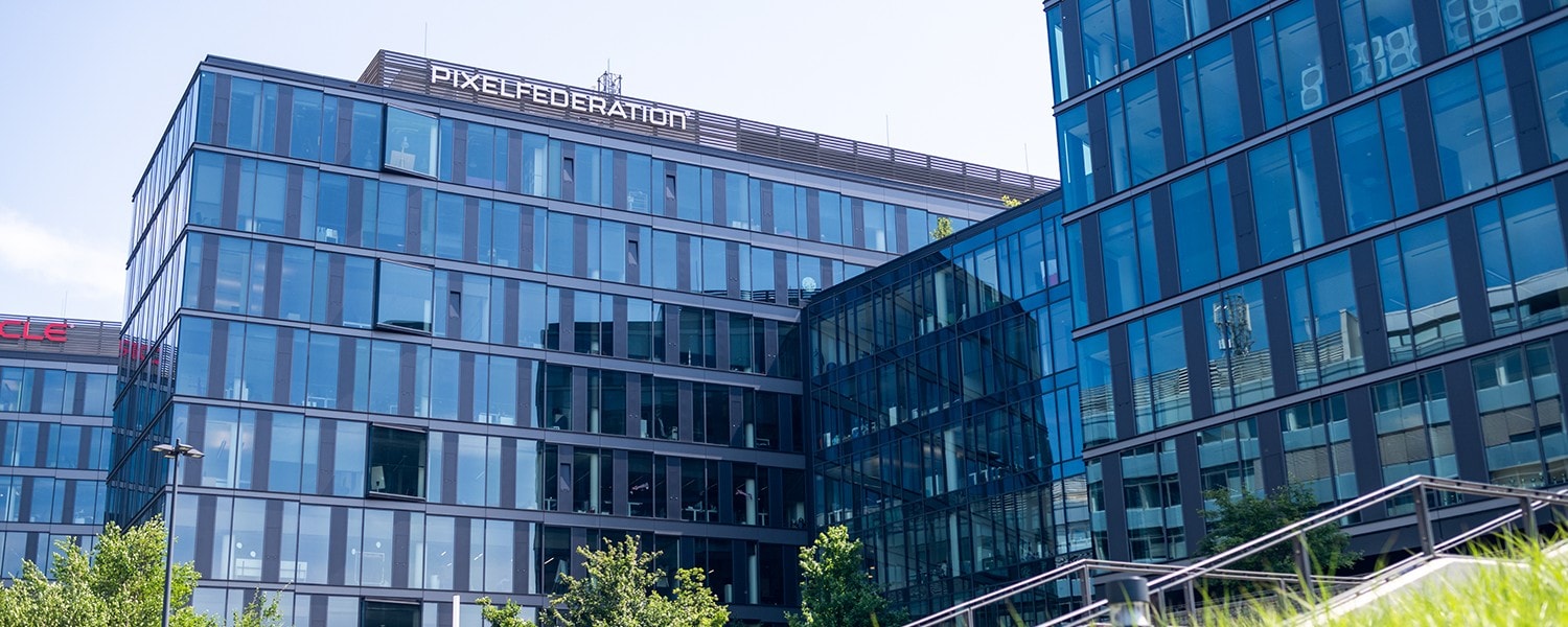 na snimke je pixel federation