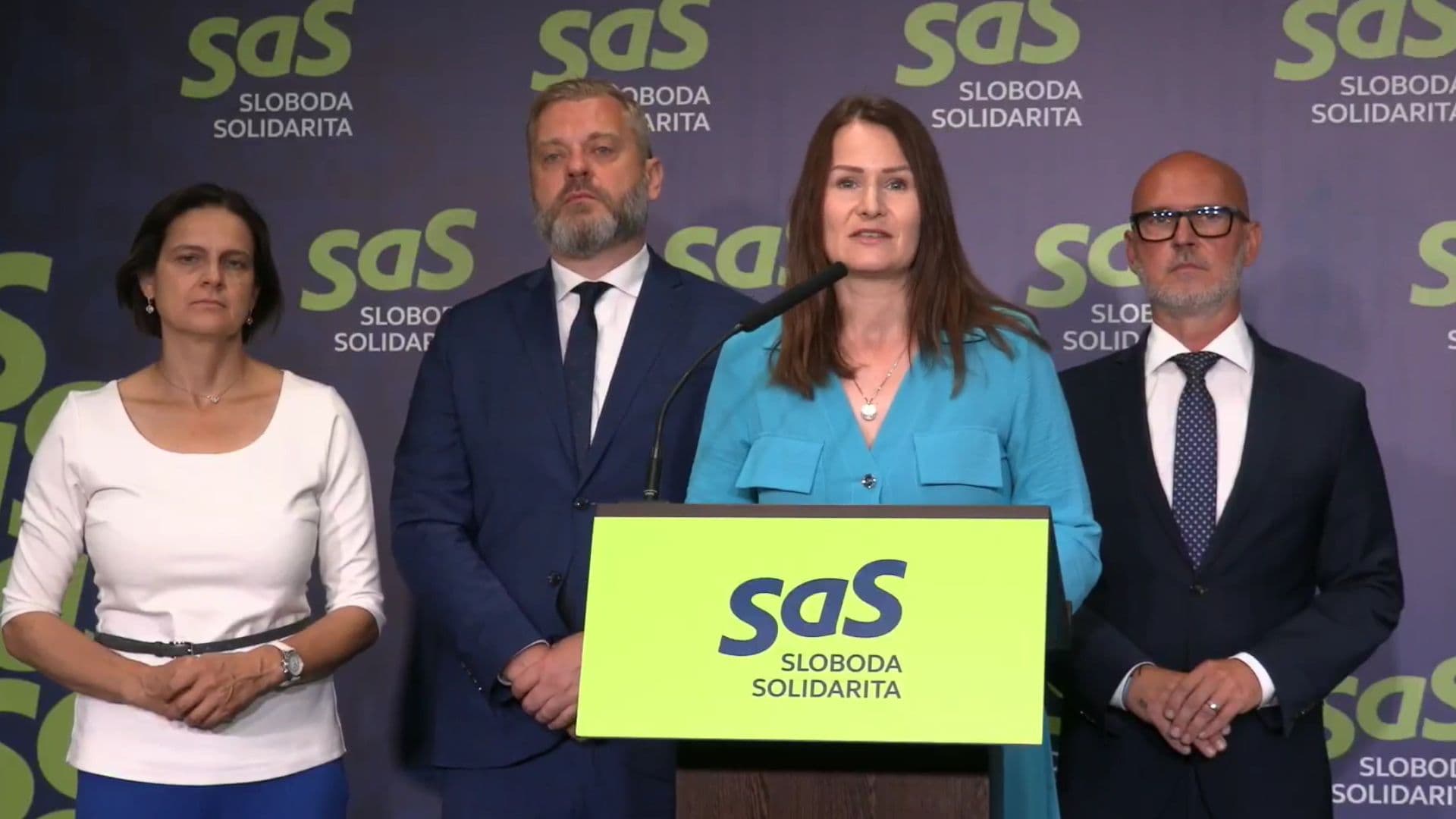 SaS hovorí o veľkom nákupe zbraní: Kaliňák údajne plánuje minúť stovky miliónov bez súťaže