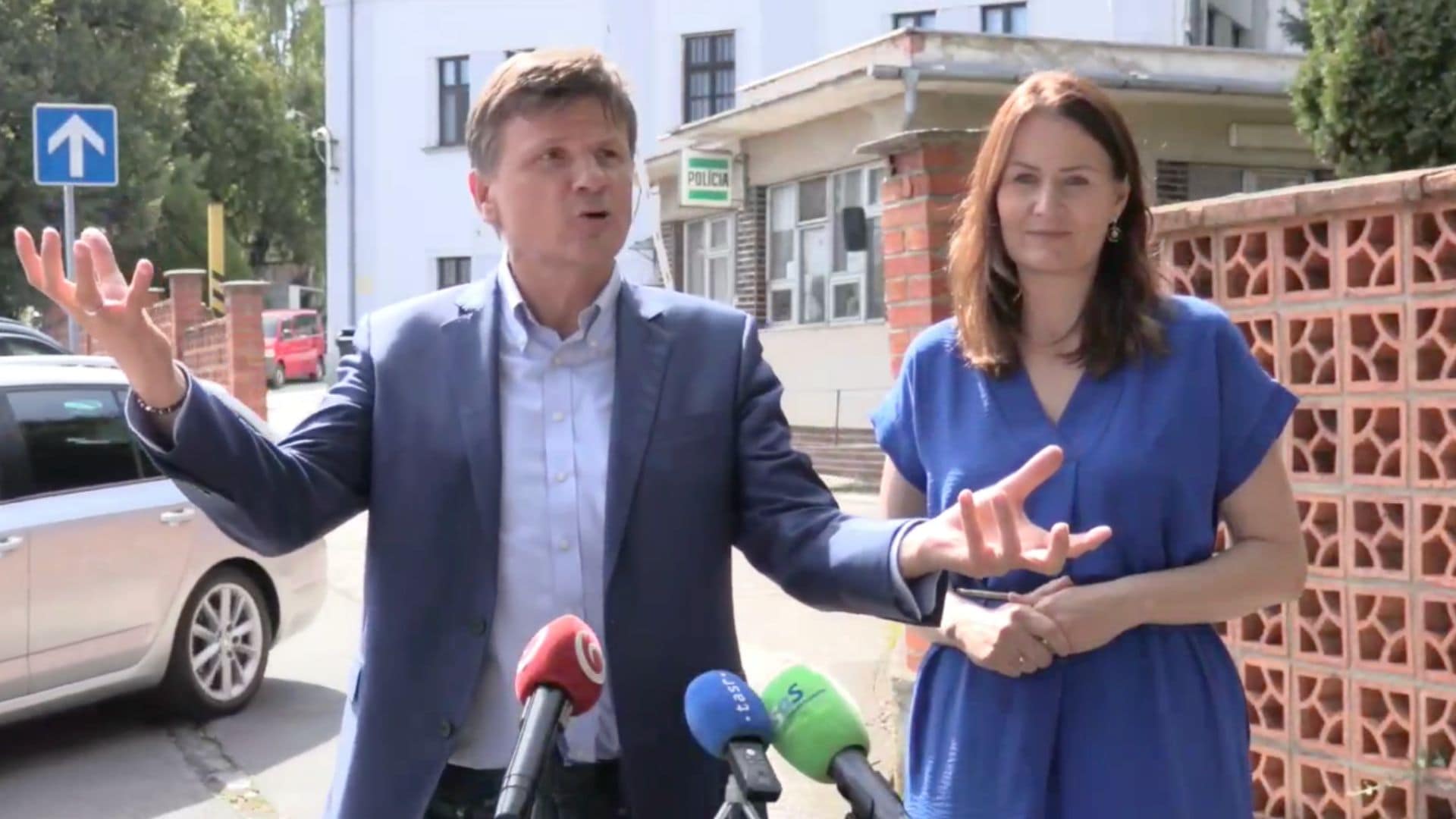 Bajo Holečková a Hlina čelia obvineniu z ohovárania