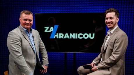 Roman Roth Za hranicou