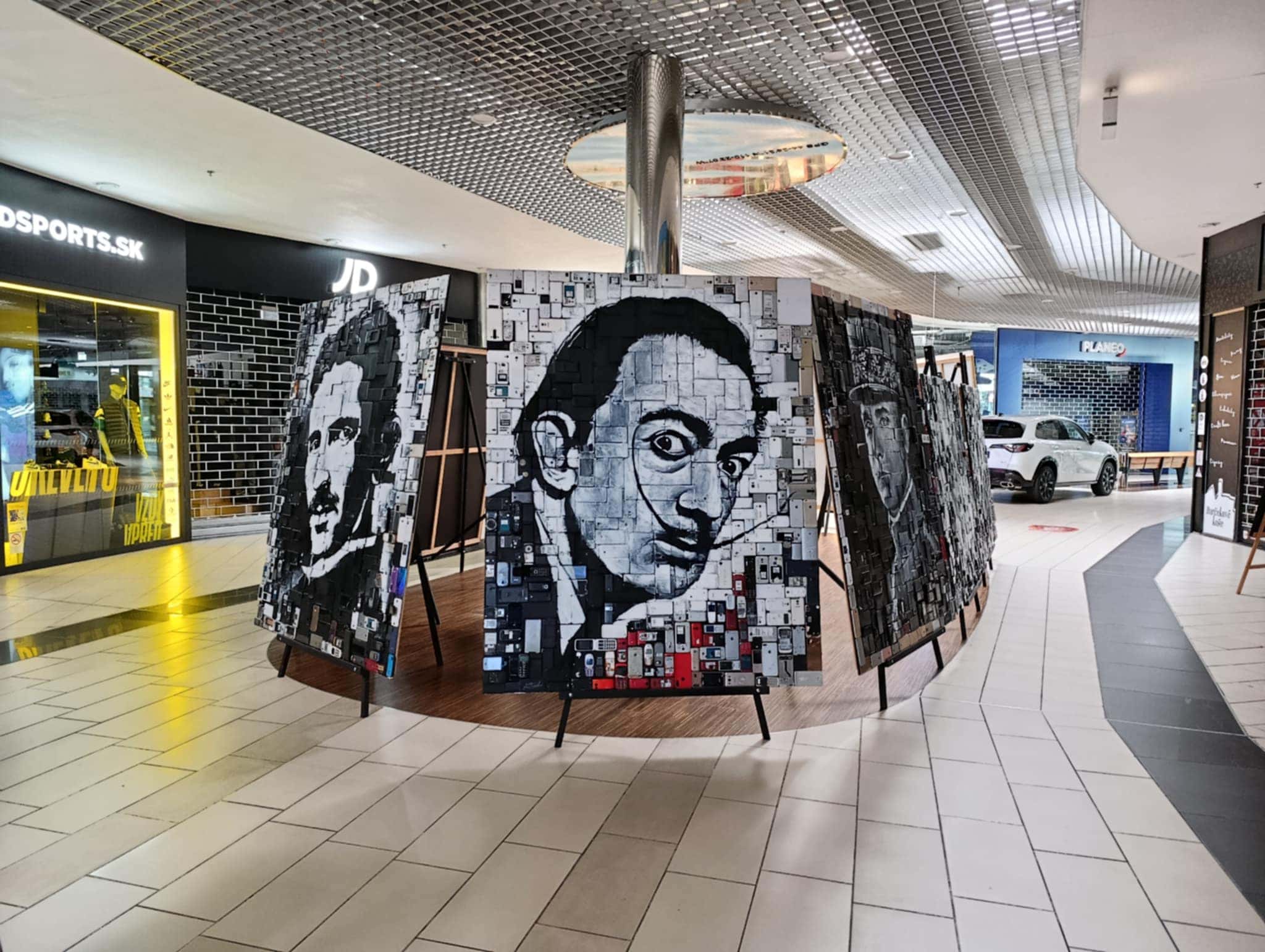 03c7d572-f511-4eaf-bf4e-1c00d39745f9