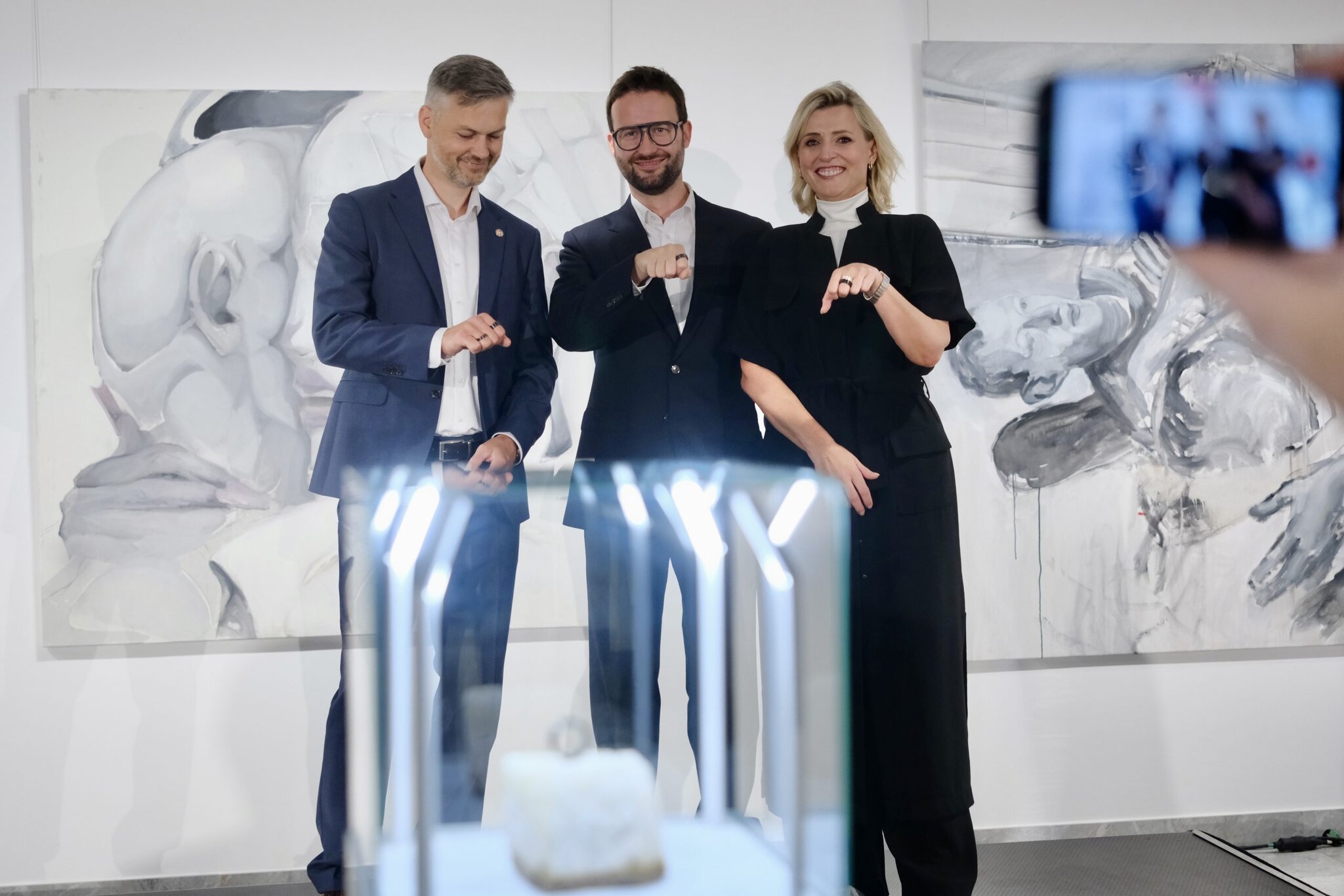 na snimke je platobny prsten Niceboy ONE Ultra