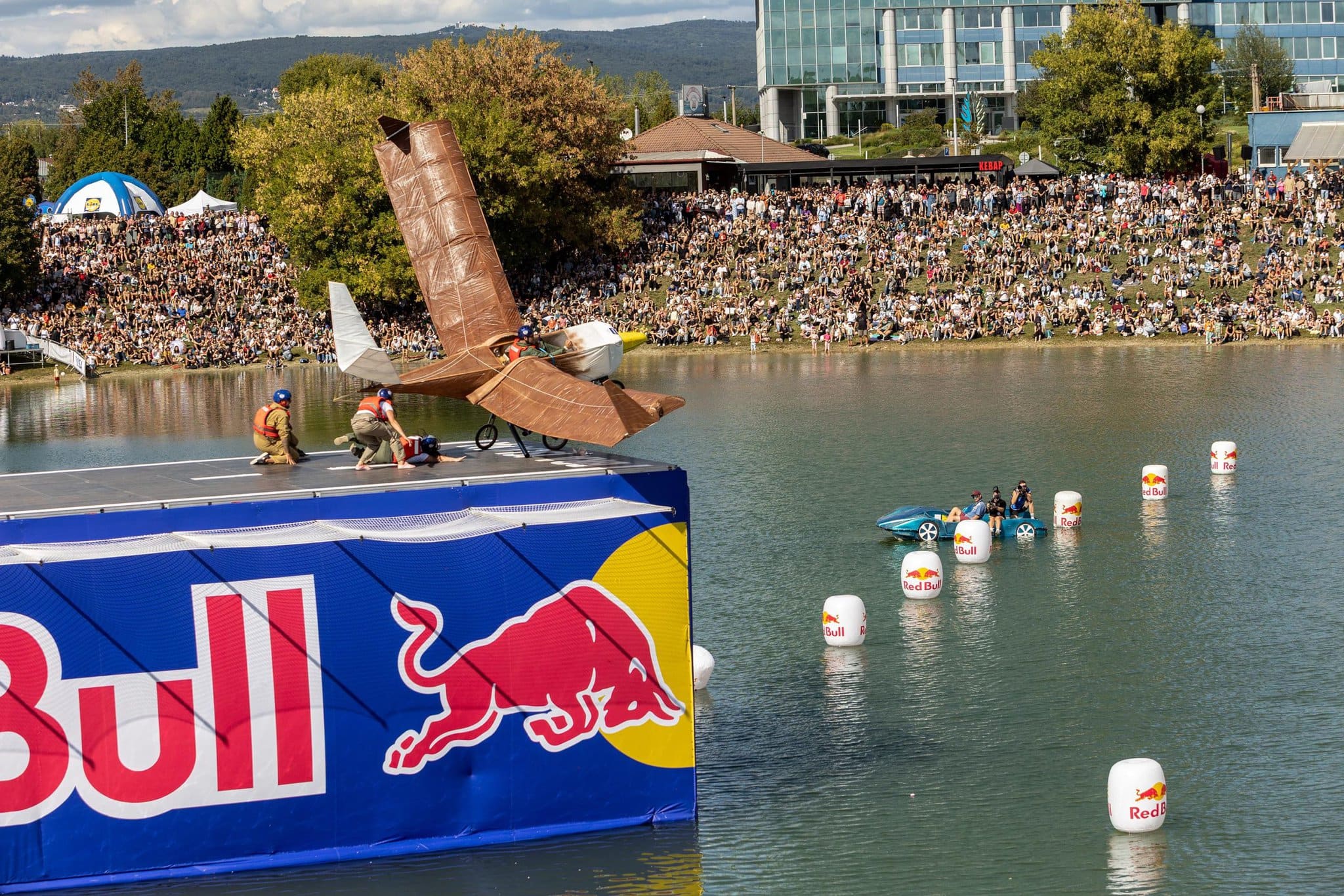 Red_Bull_Letecky_Den_2025_7_Eagle_Force_Tomas_Bukoven