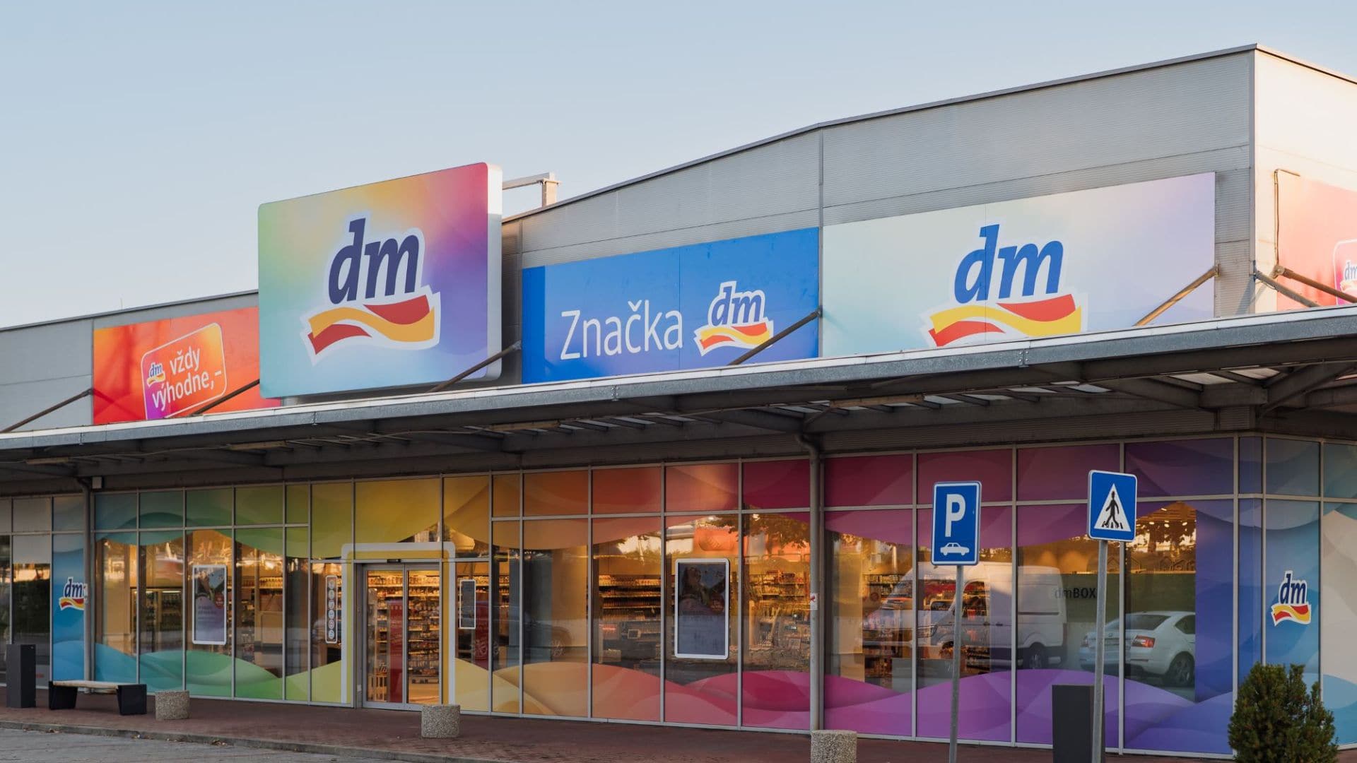 Predajňa dm