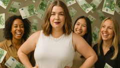 finančná expertka obklopená ženami, ktorým pomáha dosiahnúť finančnú slobodu