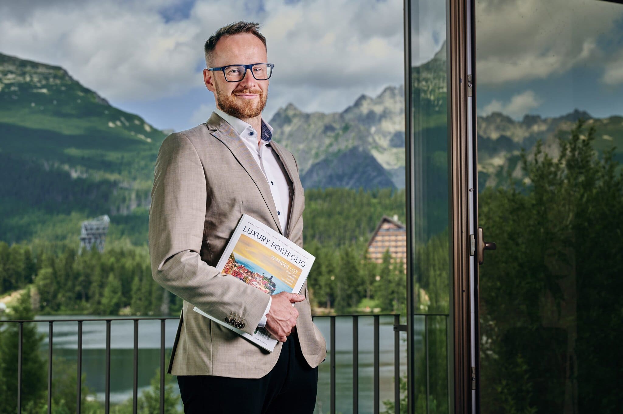 na snimke je antoska miroslav