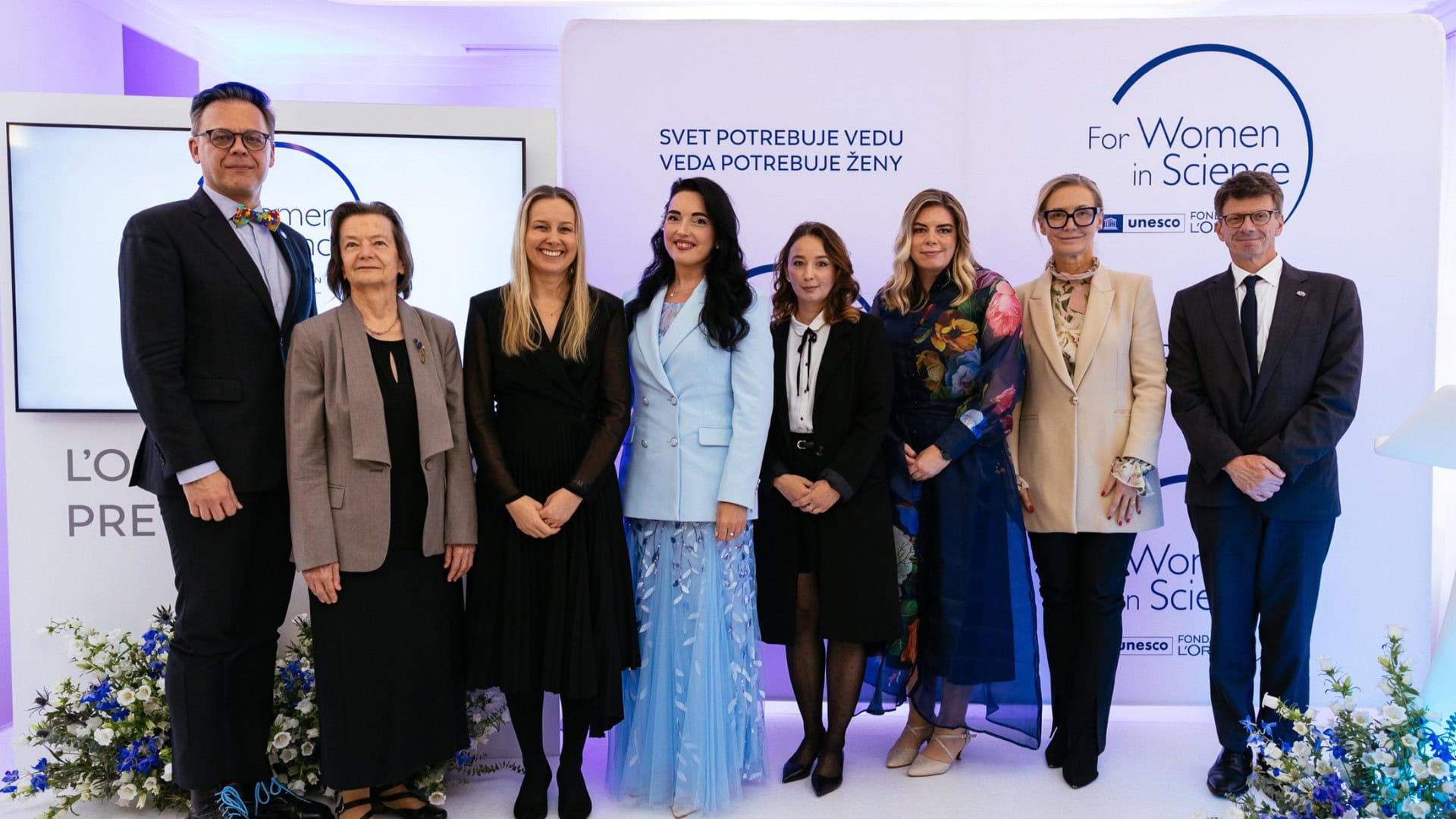 na snimke su vedkyne, vyskumnicka, zeny vo vede