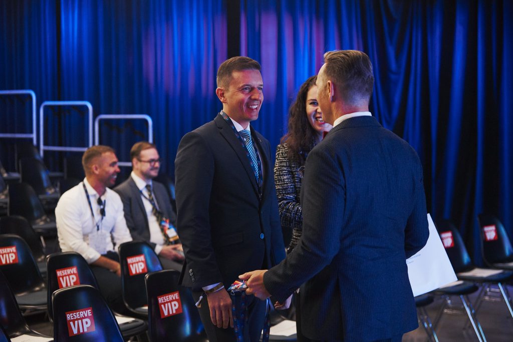 shot-by-ZETAK-0005_ET_9734-17-09-25