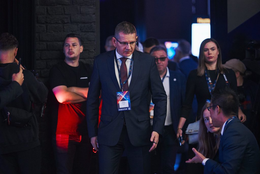 shot-by-ZETAK-0014_ET_9752-17-09-25