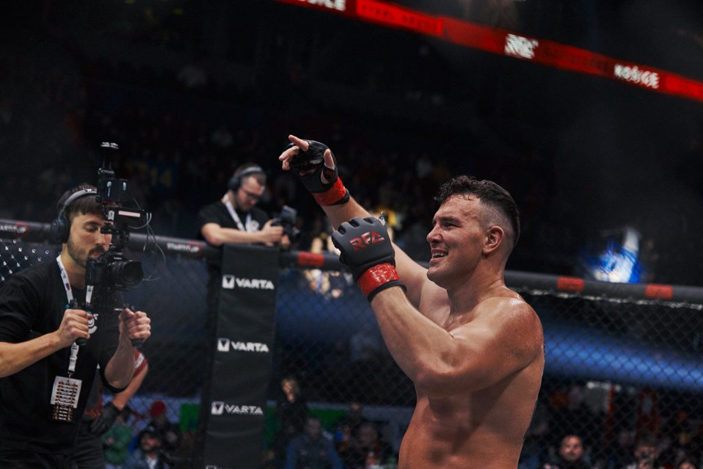 shot_by_ZETAK_0027_ET_0116-23-12-03