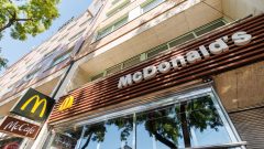 McDonald’s chystá najväčšiu expanziu na Slovensku za posledných 25 rokov. Tieto mestá dostanú nové prevádzky McDonald's