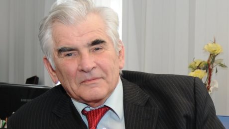 Na snímke ekonóm a predseda dozornej rady I.D.C. Holdingu, profesor Štefan Kassay počas rozhovoru pre TASR.