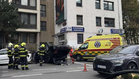 Auto diplomatickej misie