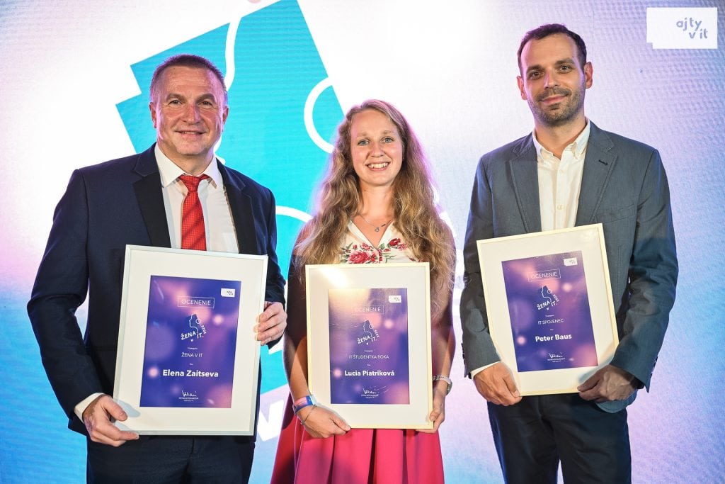 Zena_v_IT_2025_23092025_martina_mlcuchova_v1_LOGO-23