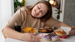 Slovákmi milované potraviny poškodzujú takmer každý orgán. Potvrdzuje to viac ako 90 vedeckých štúdií