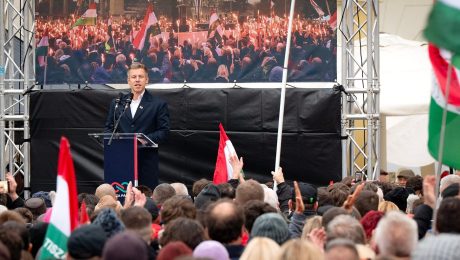 Orbán prvýkrát po 18 rokoch stráca pôdu pod nohami. Rival láme jeho moc a mení politickú mapu Maďarska