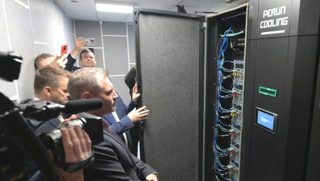 Snímka zo slávnostného spustenia prvého slovenského superpočítača