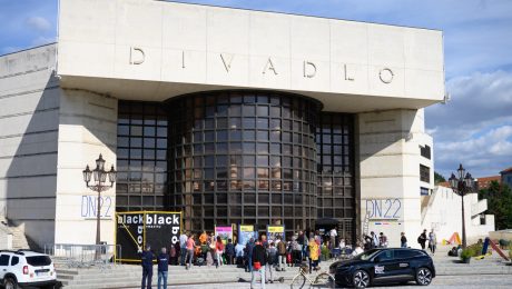 Medzinárodný festival Divadelná Nitra v piatok 23. septembra 2022, Divadlo Andreja Bagara
