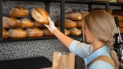Tajné razie v slovenských pekárňach odhalili podozrivé taktiky. Hrozia mastné pokuty