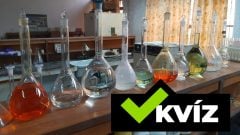 Len 1 z 10 Slovákov zvládne meganáročný kvíz z chémie. Otestuj sa, či by si z nej dnes zmaturoval