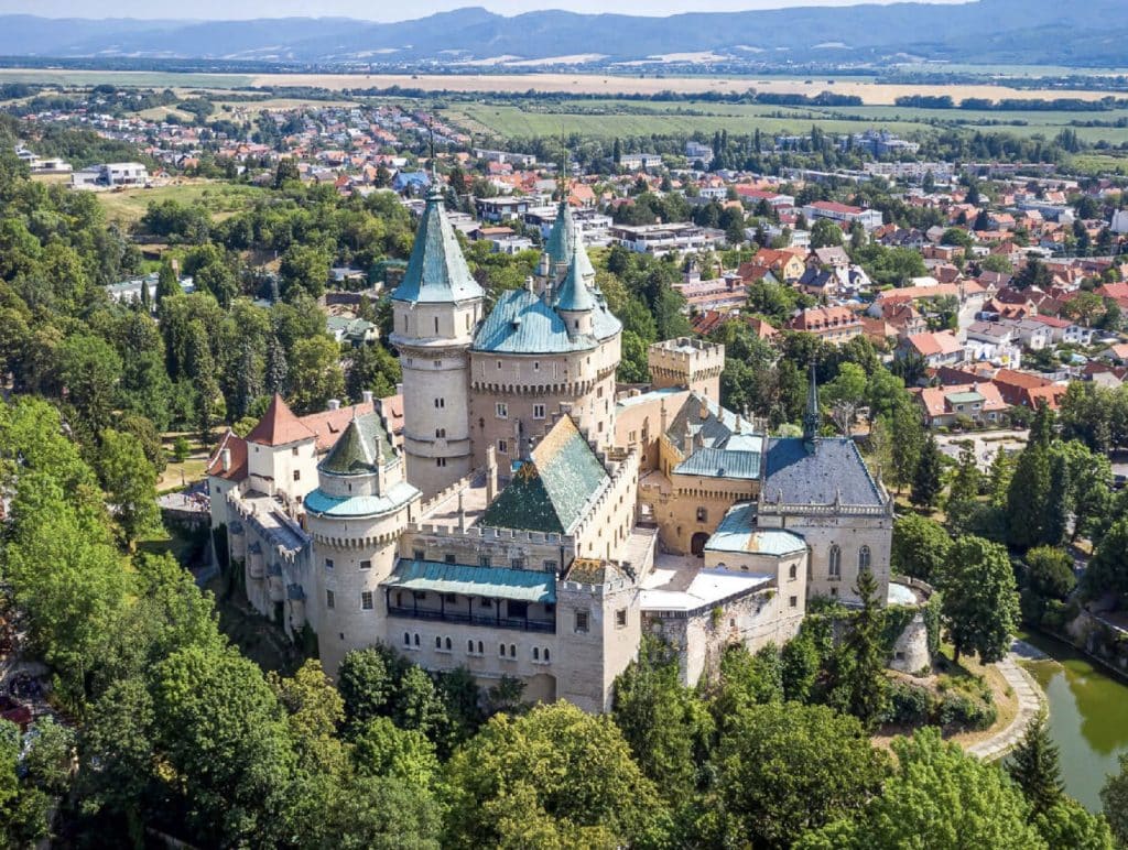 Snímka obrazovky 2025-12-04 o 11.31.18