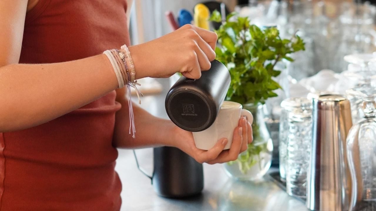 kaviareň Lepší príbeh