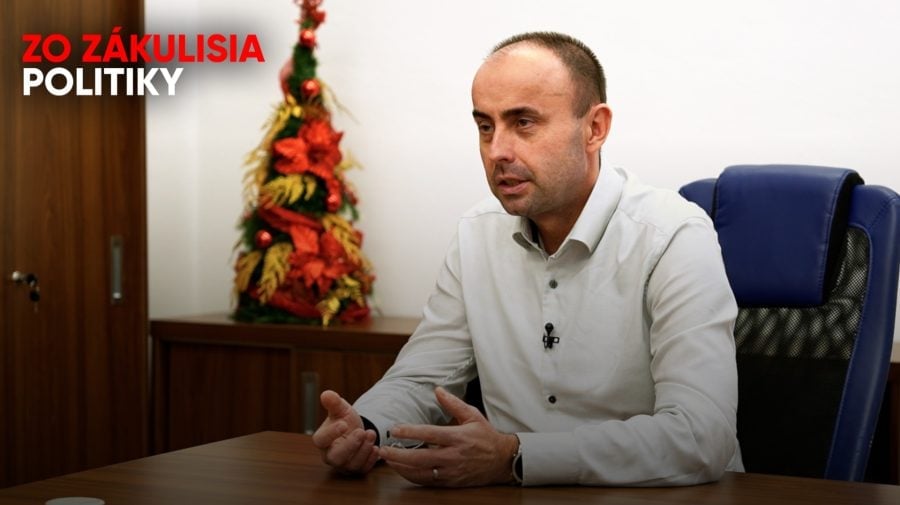 Zo zákulisia politiky Radoslav Štefančík