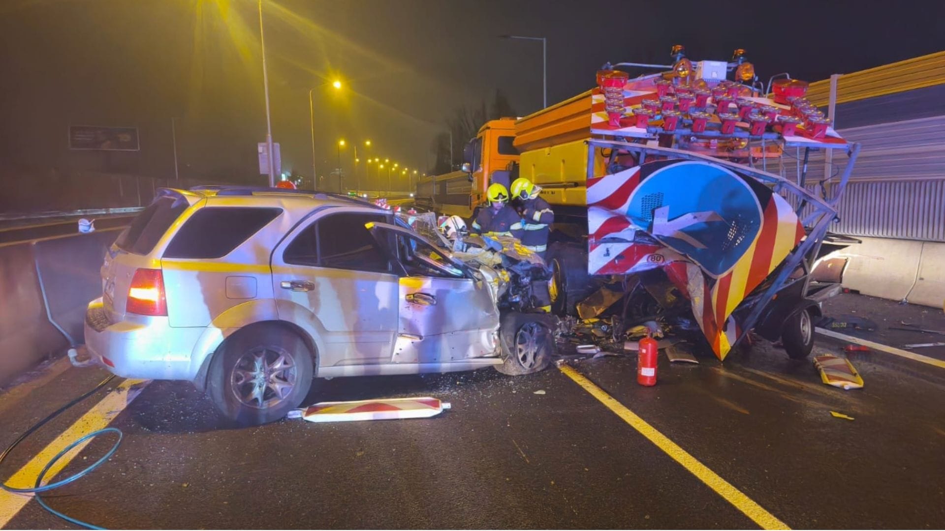 Nehoda na R2 zablokovala dopravu