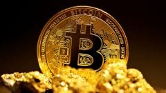 Bitcoin neplní úlohu „bezpečného prístavu“. Kríza odhalila víťaza, ktorý zachráni tvoje peniaze