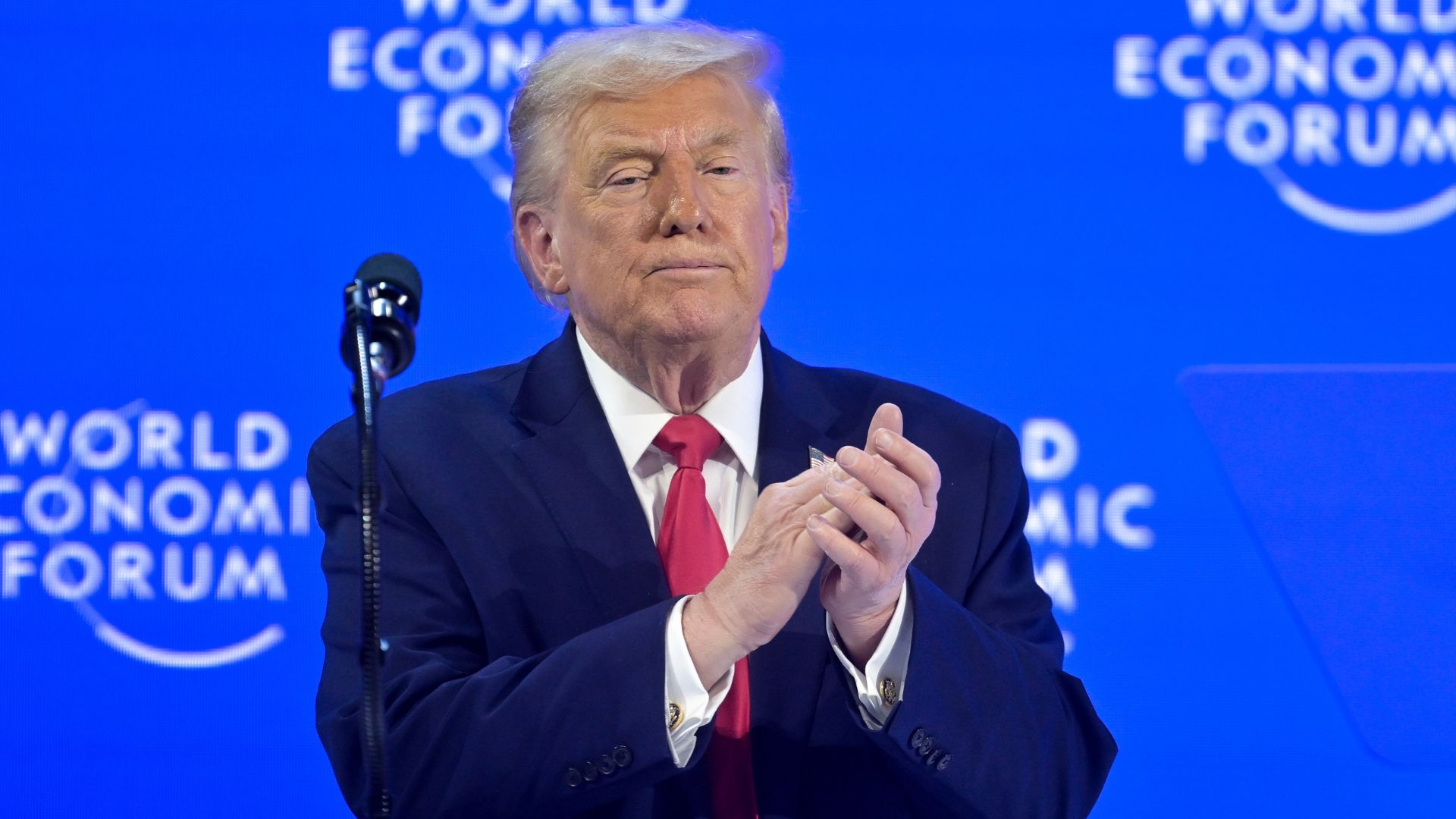 Donald Trump v Davose