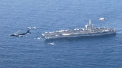 Americká flotila mieri k Iránu. Trump zvažuje údery na lídrov režimu po krvavých protestoch