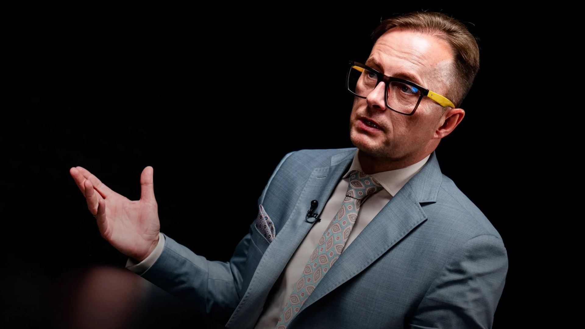 Na snímke politológ Miroslav Řádek.