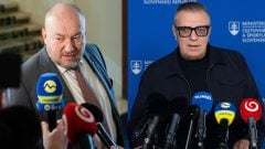 Minister športu Huliak dočasne pozastavuje finančnú podporu pre SFZ
