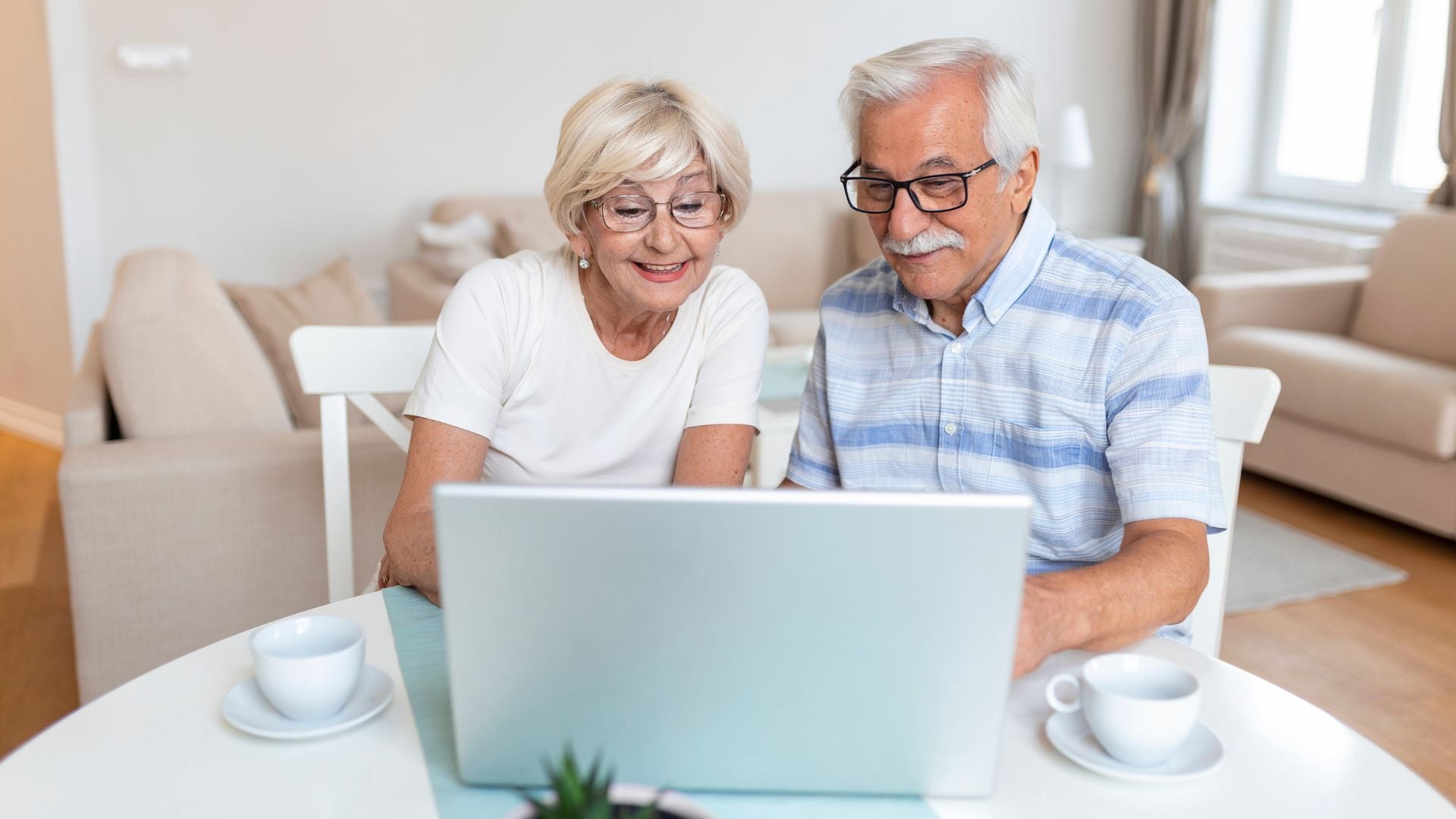 dôchodok, dôchodkový vek, dôchodcovia