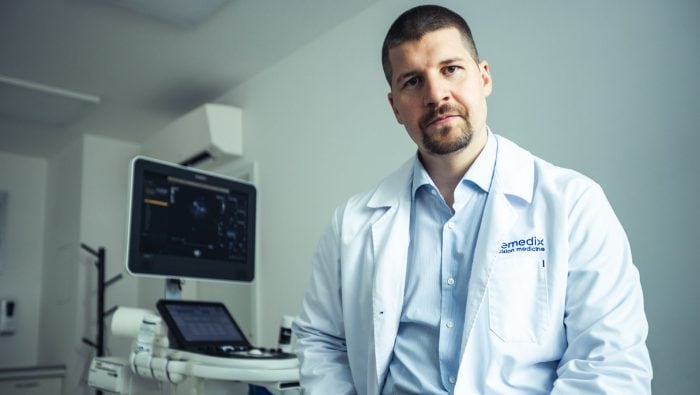 Uznávaný slovenský kardiológ: AI dokáže odhaliť zlyhanie srdca skôr, než skončíš v nemocnici (ROZHOVOR)