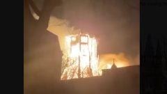 Obrovský požiar zachvátil cennú historickú pamiatku. Obyvateľov museli evakuovať