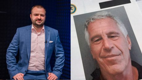 na snímke je epstein, kríž