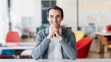 na snimke je tomas halgas