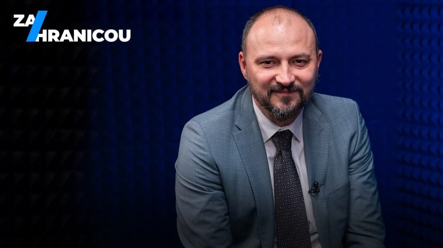 Za hranicou Vladimír Bednár